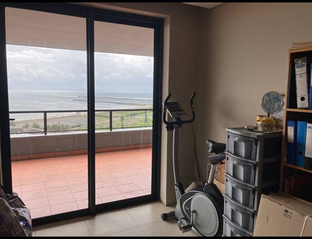 2 BEDROOM APARTMENT FOR SALE IN POINT WATERFRONT